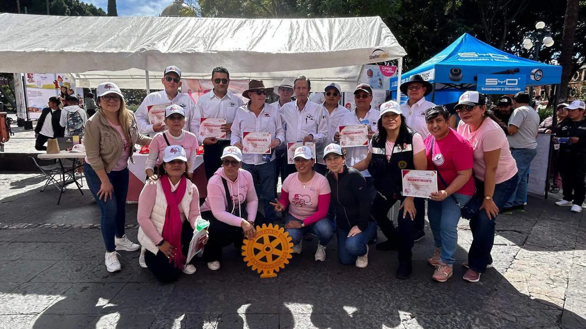 Club Rotario Puebla Diamante invita al Desfile de Autos con Causa, para donar prótesis mamarias en Puebla